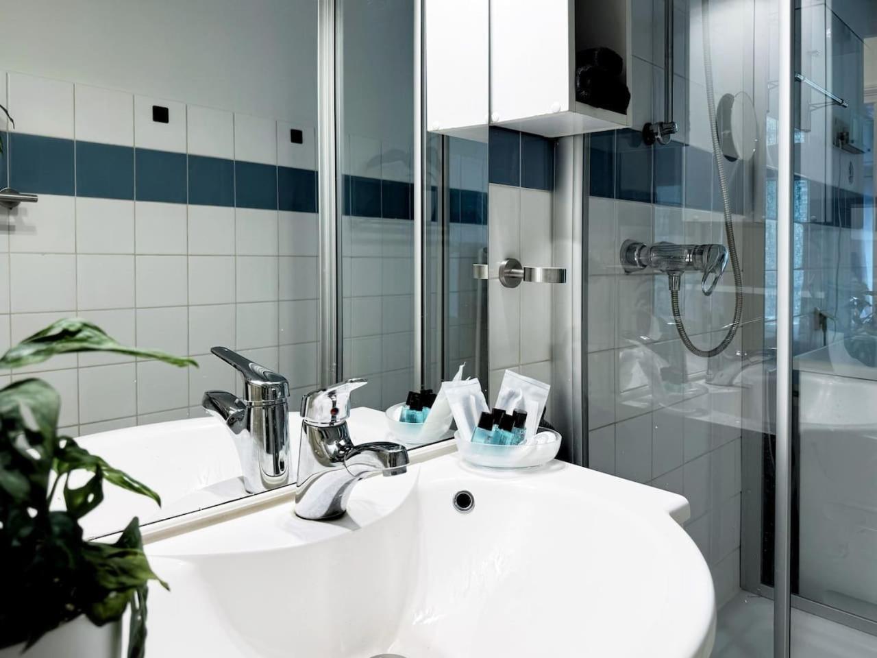 I Stylish Private In The Heart Of Berlin-kreuzberg Appartement *